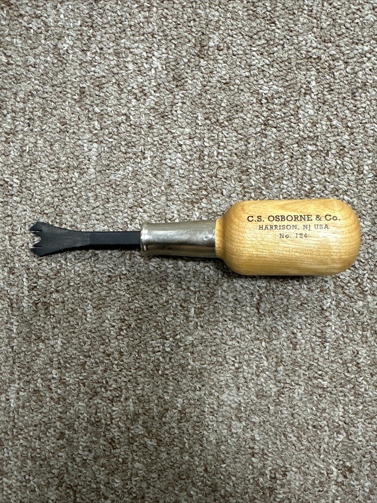 C.S. Osborne 124 Staple Remover 124 Upholstery Tools
