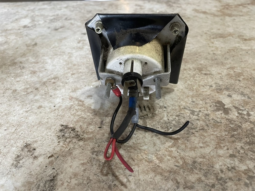 1958 Cessna 182 A VDO Volt Meter Voltage Voltmeter