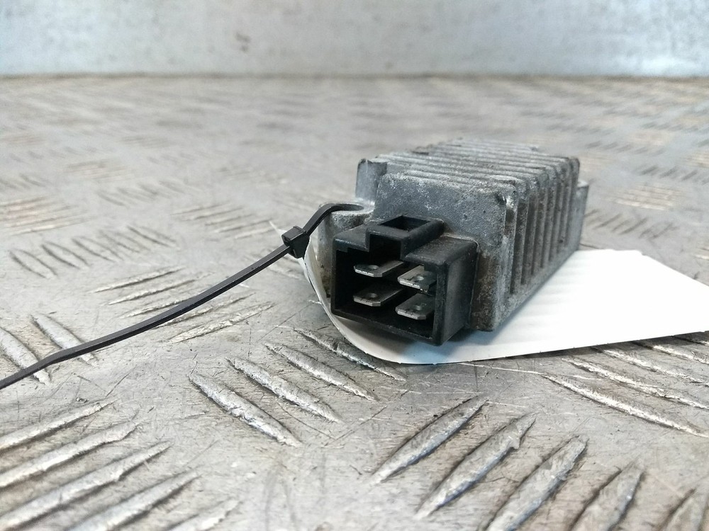 2015 YAMAHA MT 125 RECTIFIER REGULATOR