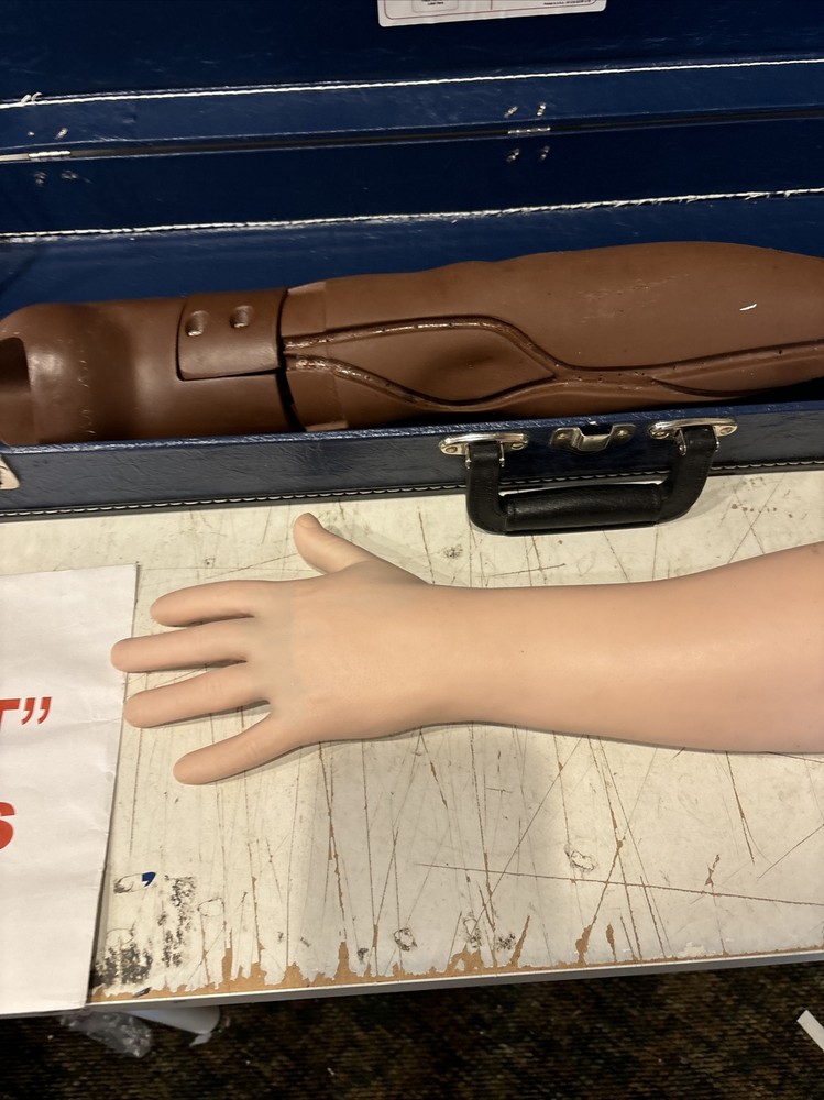 2 ARMS Nasco Life/Form Pediatric Injectable Training Arm Simulator