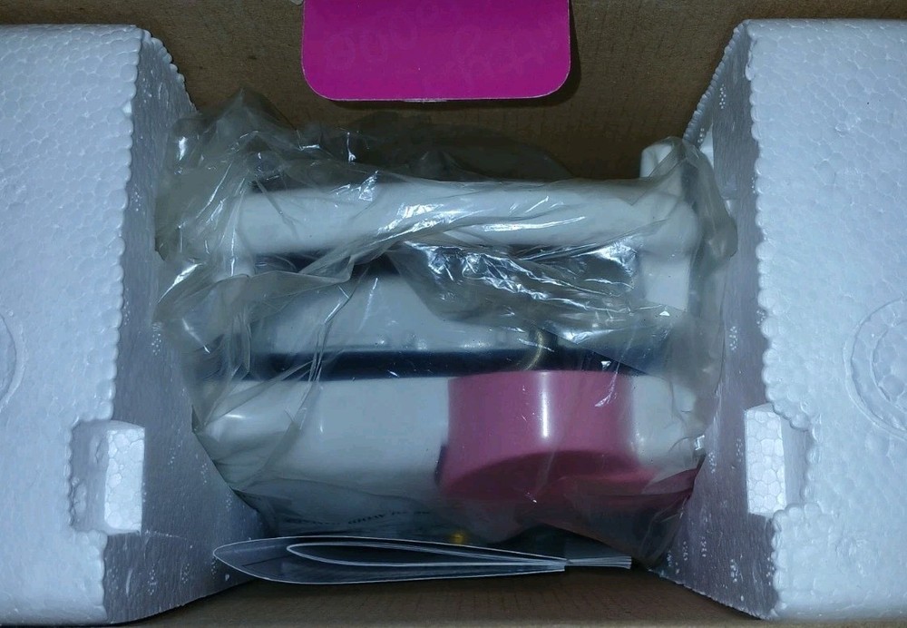 Hello Kitty Waffle Maker KT5221 Sanrio New