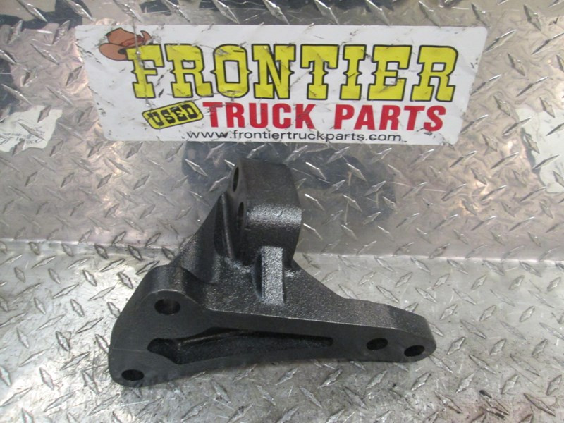 Freightliner DD15 Engine Mount 01-31372-000 (548-10851)