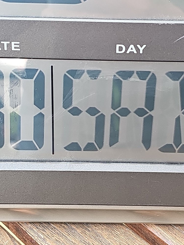 Extech Radio Controlled Wall Digital Clock (11.5X17”) No Controller