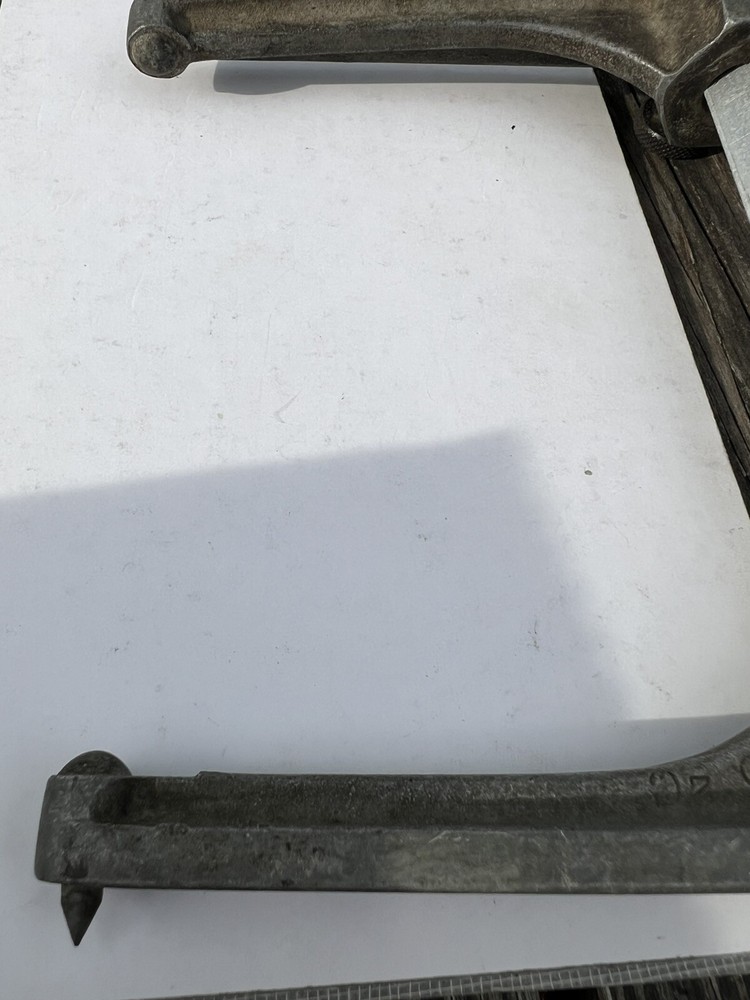 Snap-on B-300 Caliper Tool Measures 7.060 - 18.080