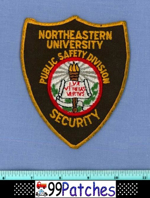 NORTHEASTERN UNIVERSITY SECURITY (Old) MASSACHUSETTS Campus Police Patch 3C