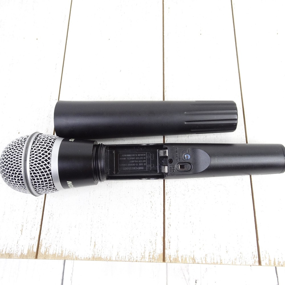 Samson Q7 Dynamic Vocal Microphone Model HT5 Wireless Ch6 Mic