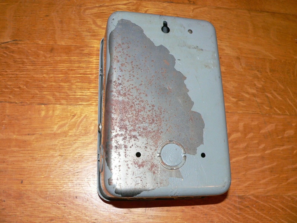 Intermatic Time Controls model T104 24 Hour Dial Time Switch (Untested)