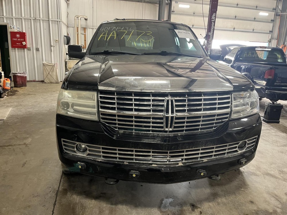 Used Transfer Case Assembly fits: 2007 Lincoln Navigator Grade C