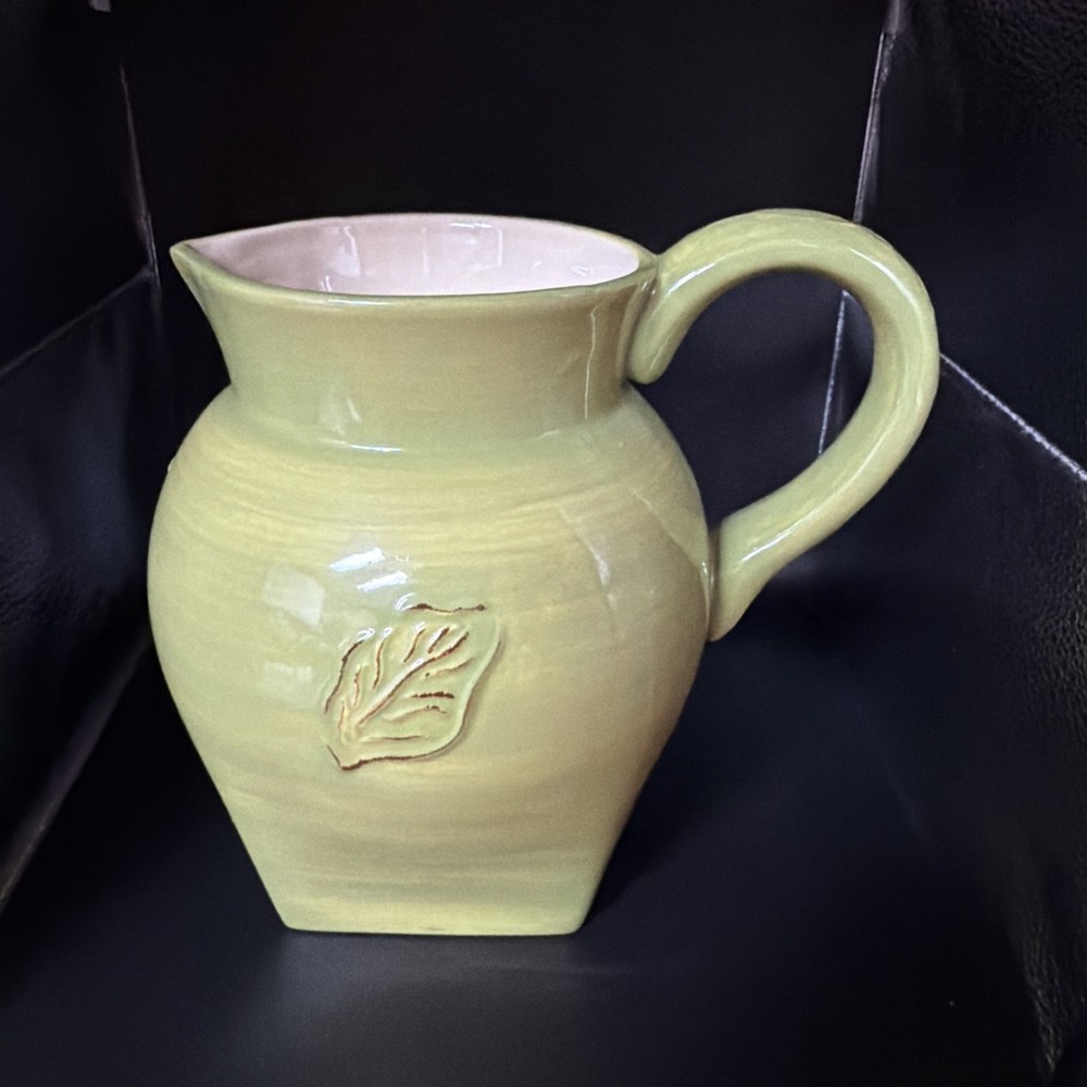 Tastefully Simple Green Leaf Ceramic Pitcher Host Collection FAST FREE SHIP