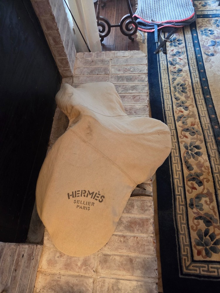 Hermes dressage saddle