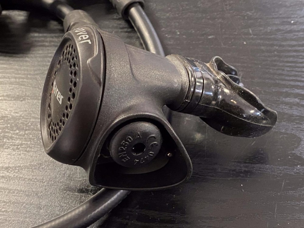 MARES ROVER R2S REGULATOR YOKE-PREOWNED.