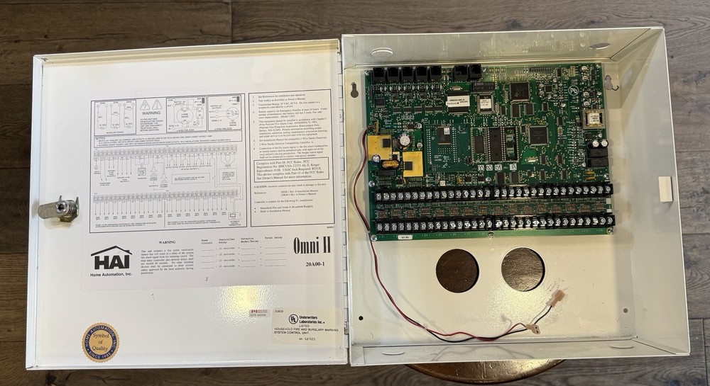 Omni Pro IIe w/ Omni Keypad And PC Access Software