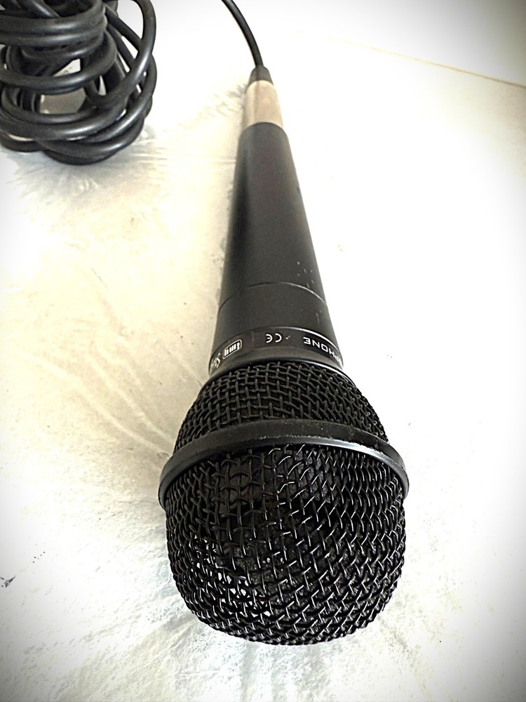 IMG Stageline D-1000 Dynamic Microphone, working great w/8' cable