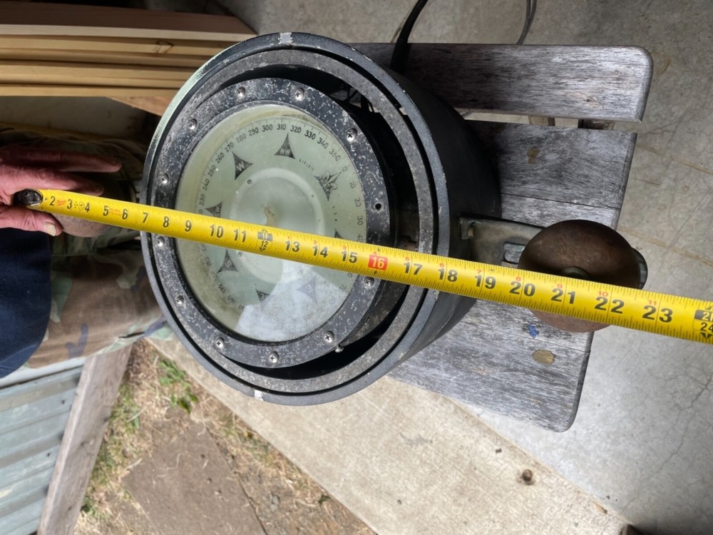Ritchie Compass model SP-6 serial 875, has a light. Don’t know if it works.