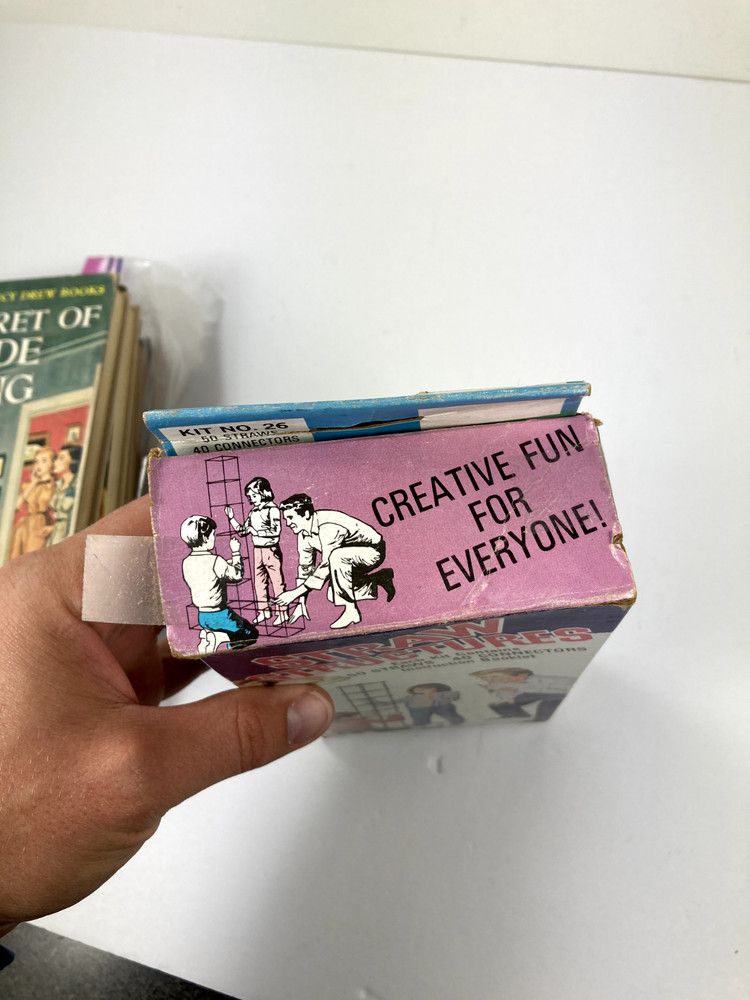Vintage Game Caltoy Straw Structures