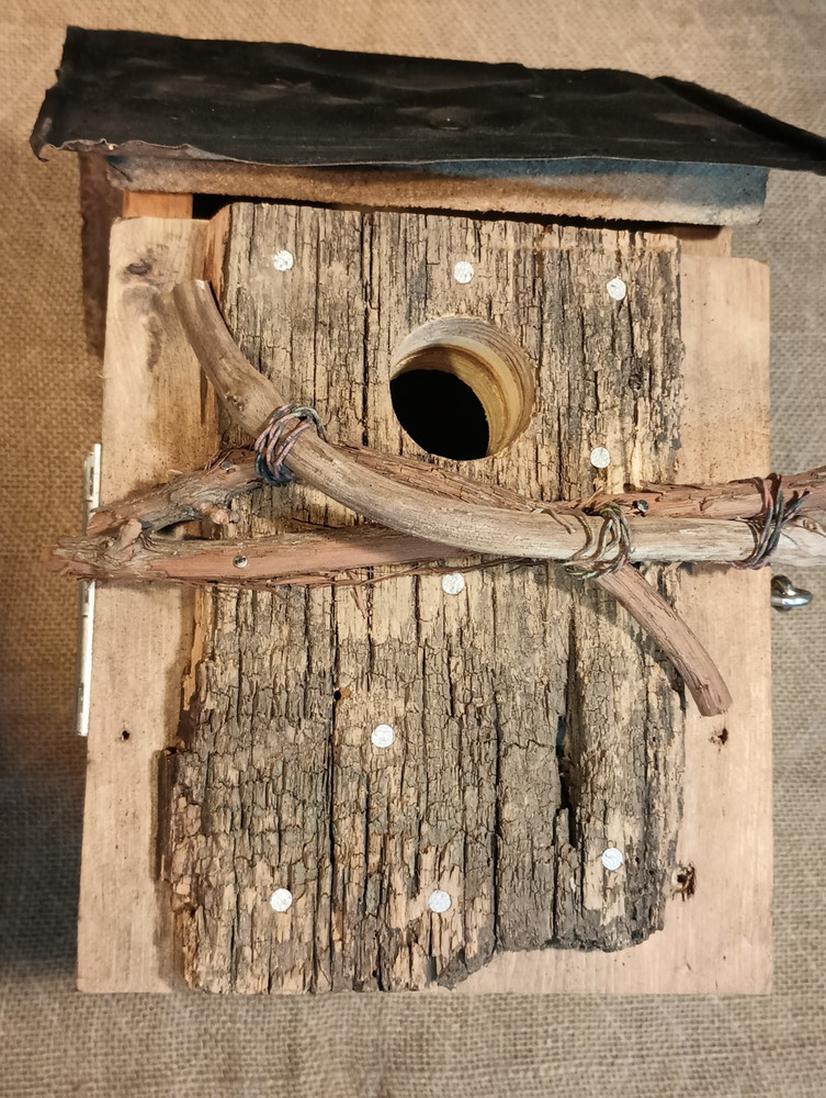 Rustc Handmade BIRDHOUSE using Recycled/Reclaimed Material
