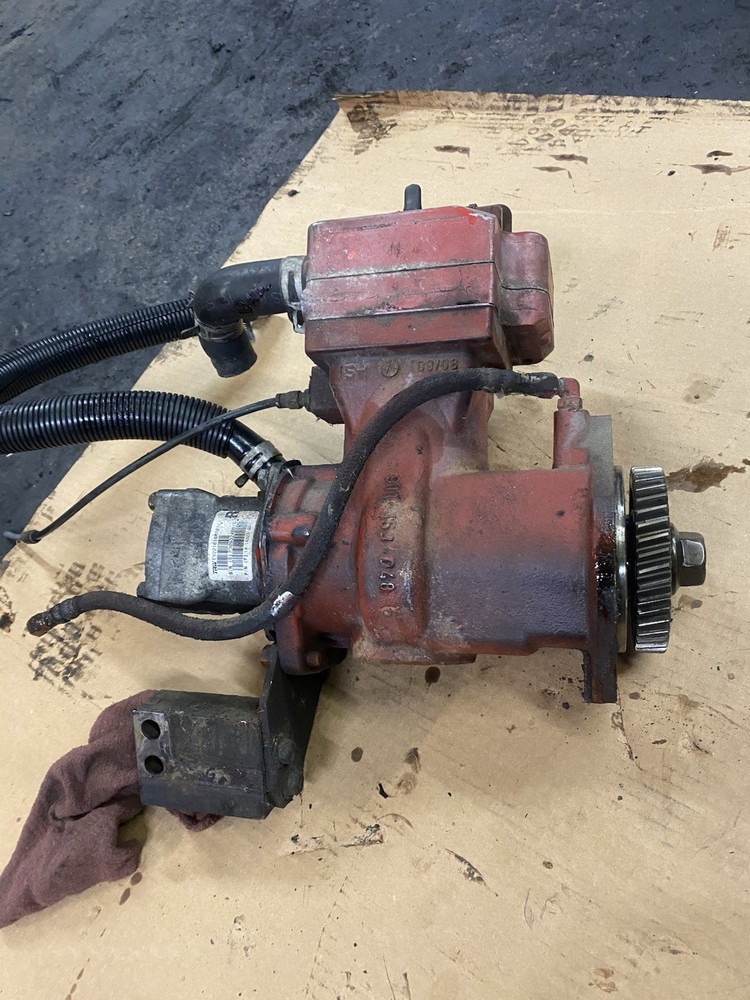 2009 8.3 ISL Cummins Air Compressor ML1N19