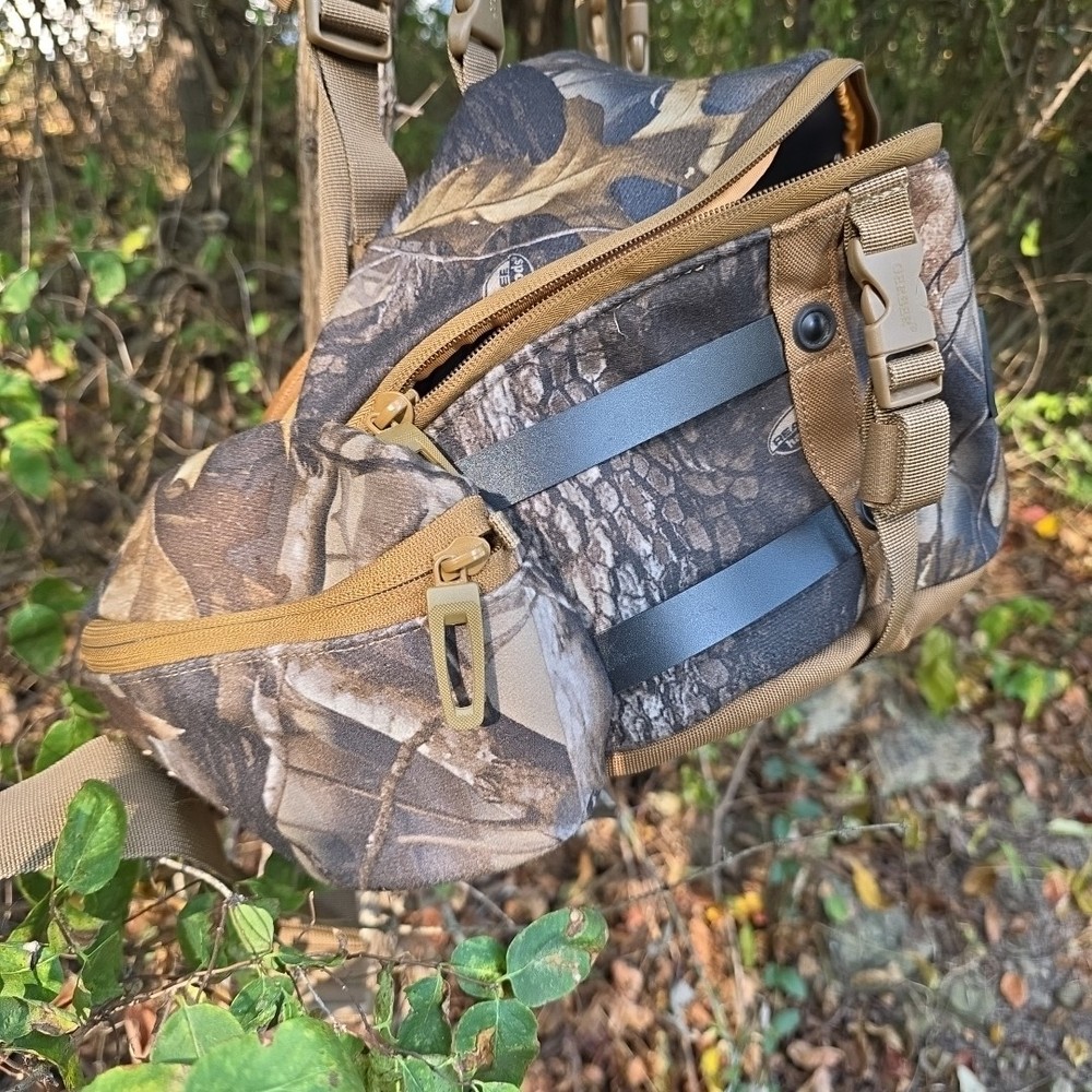 Gerber Quadrant Hunting Hydration Pack Hiking Camp Elk Adjustable Straps