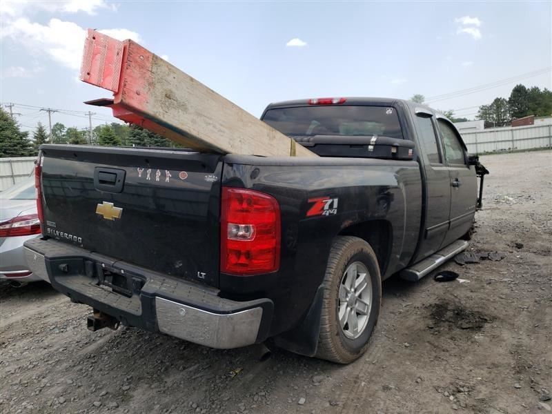 SILVRDO15 2011 Headrest 363906