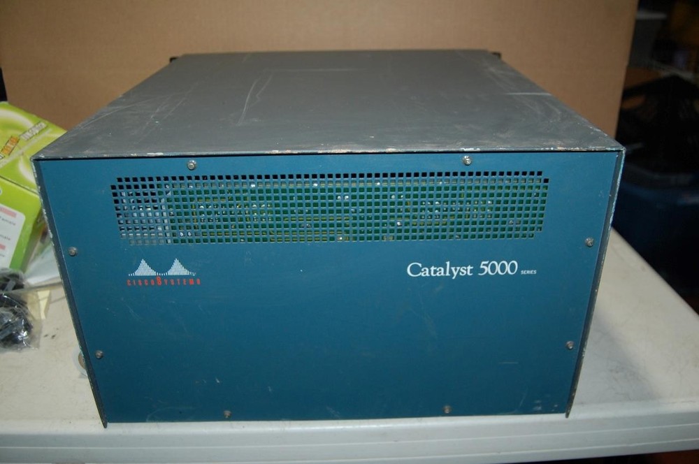 Cisco Systems Catalyst 5000 Series 5-Slot Multi-Layer Switching System WS-C5000