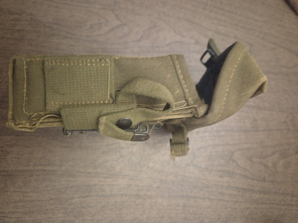 Authentic USGI M-56 Small Arms Ammunition Universal Webbed Pouch