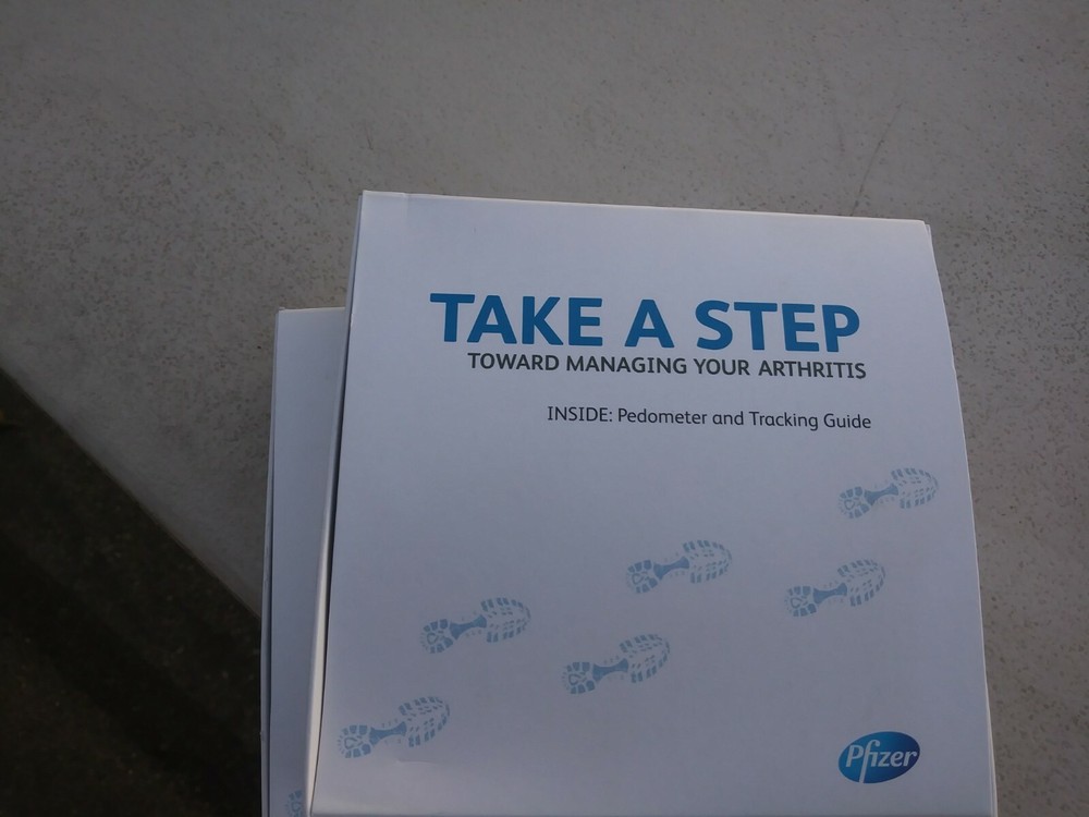 Pfizer Pedometer and Tracking Guide Black Managing Your Arthitis New NIB