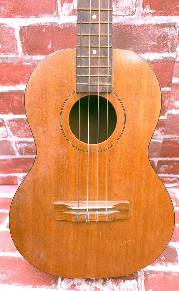 Harmony Silvertone Baritone Ukulele Uke 30” Vintage