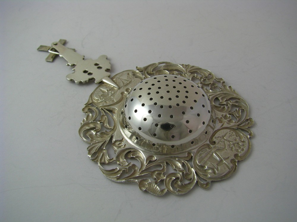 DUTCH SILVER TEA STRAINER SERVING SPOON WINDMILL Holland Netherlands c1928 Excel