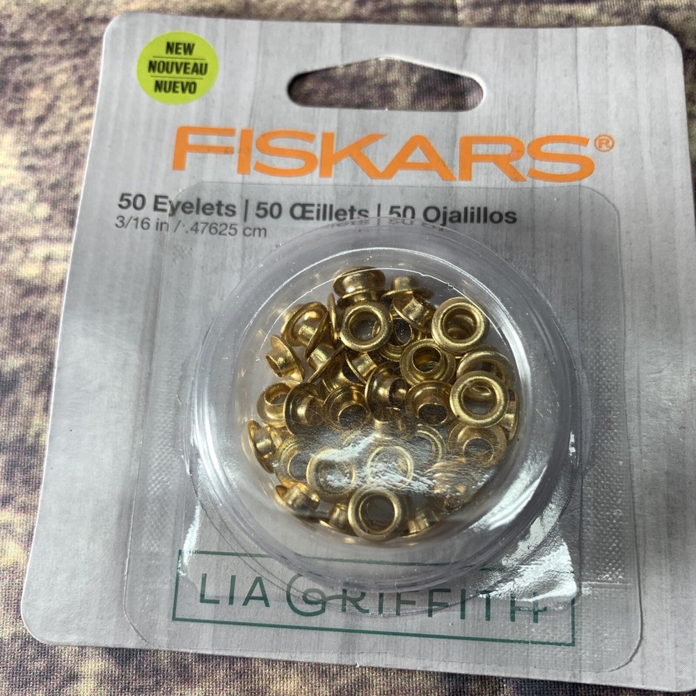 Fiskars Lia Griffith Eyelets-Gold