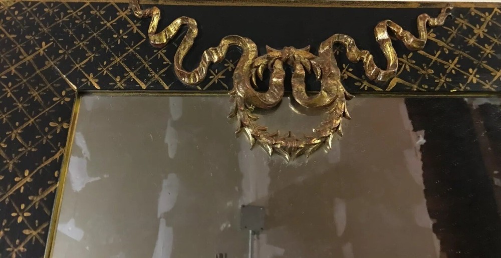 Gorgeous Asian Style Mirror
