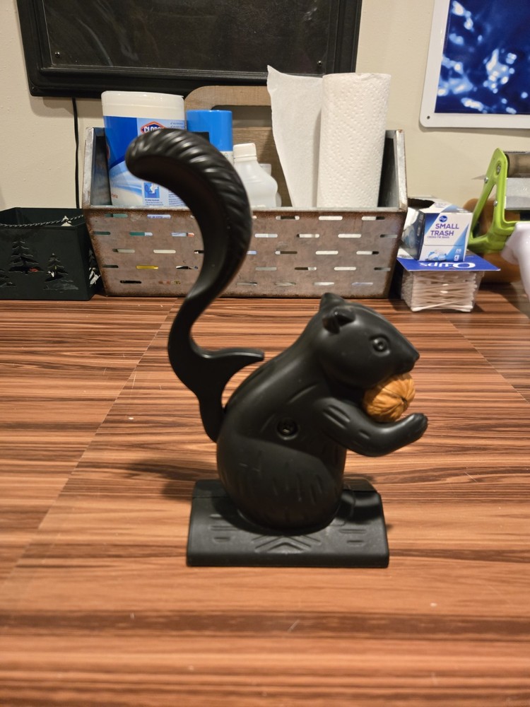 All Metal Squirrel Nut Cracker Black 6"