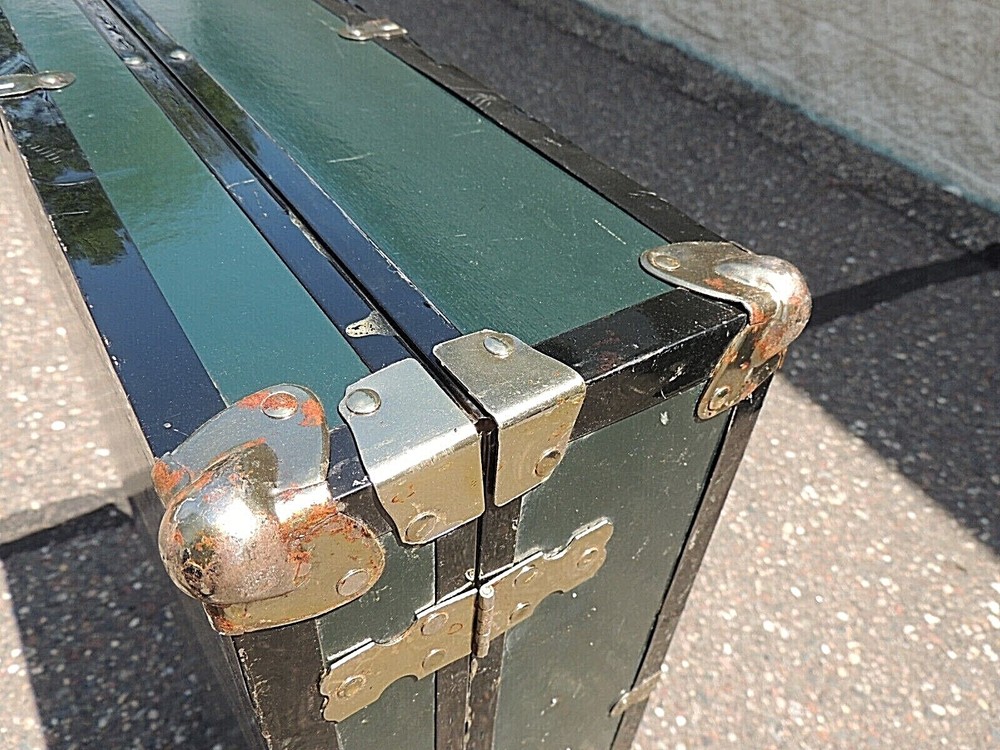 SEWARD TRUNK, 2 KEYS, 36" X 10" x 7"