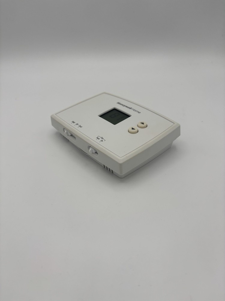 Honeywell Home RTH111B Thermostat Non-Programmable Digital Tested CC