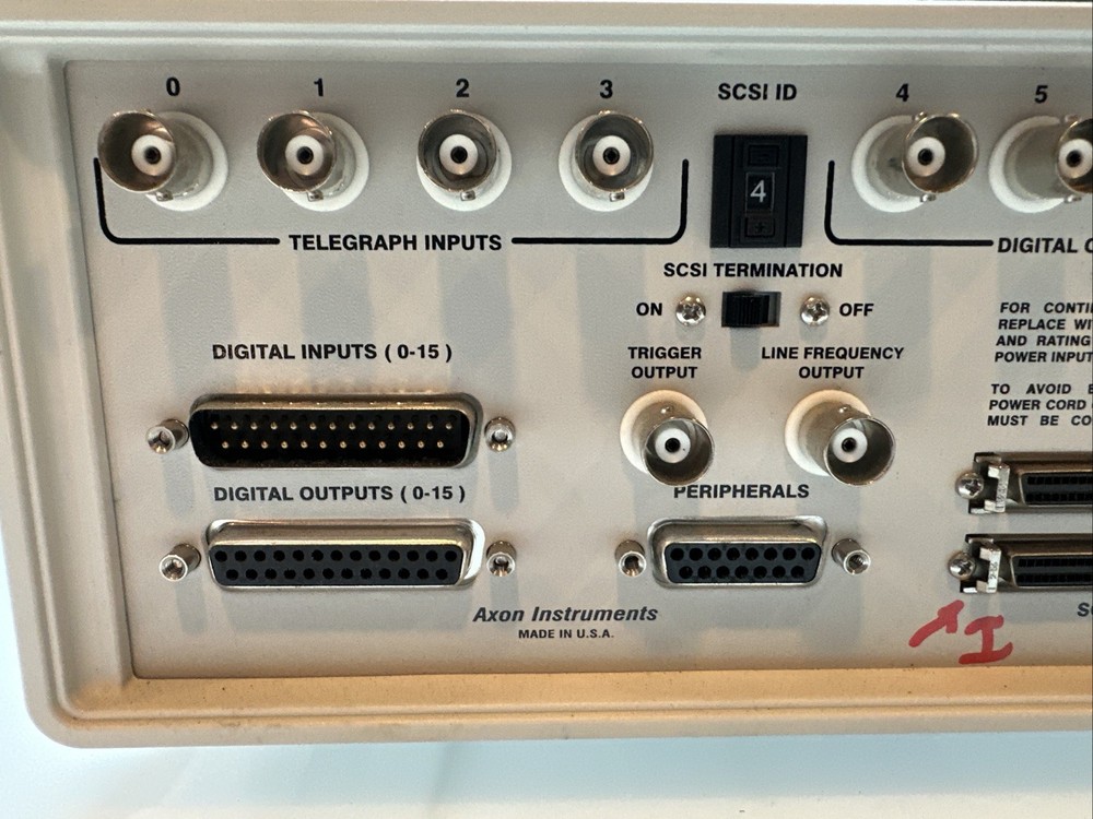 Axon Instruments Digidata Model 1322A 16-Bit Data Acquisition System TESTED