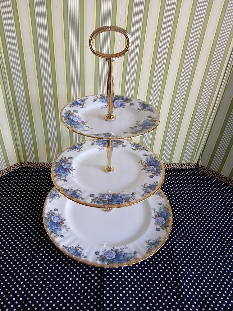 Royal Albert Moonlight Rose Bone China 3 Plate Tier Tidbit Server Cake Stand