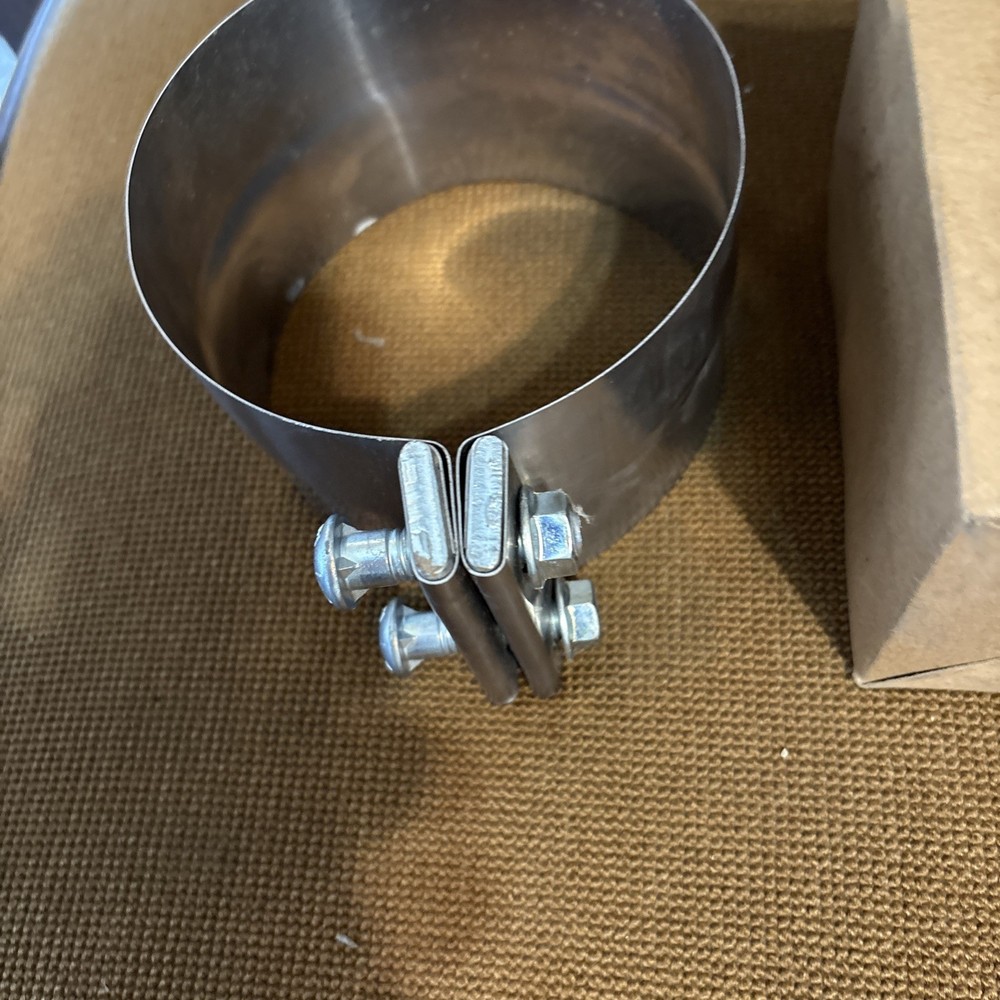 Donaldson Stainless Sealclamp X005833 5”
