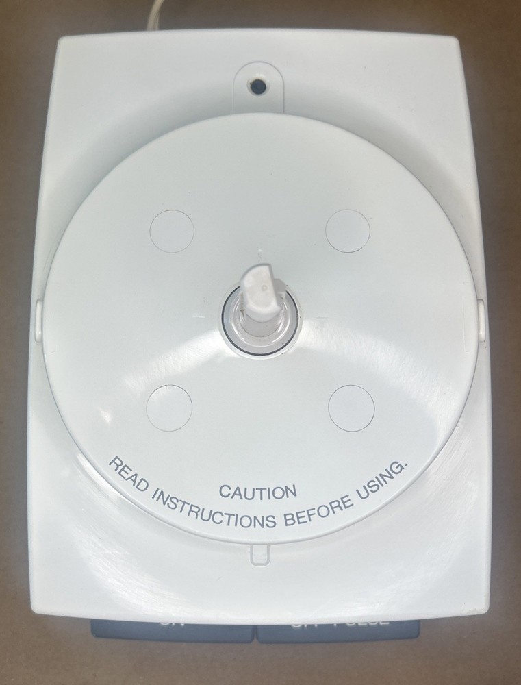 Cuisinart Custom 11 DLC-8M Food Processor Base Motor Only Tested Working