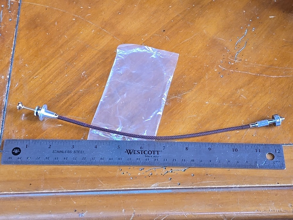 Minette One Touch 1' Locking Camera Shutter Release Universal Red Fabric 1970's