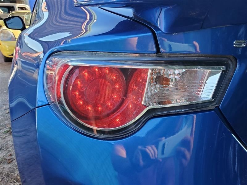 2014 Subaru BR-Z OEM 88281ca310 Integrated Module Multifunction