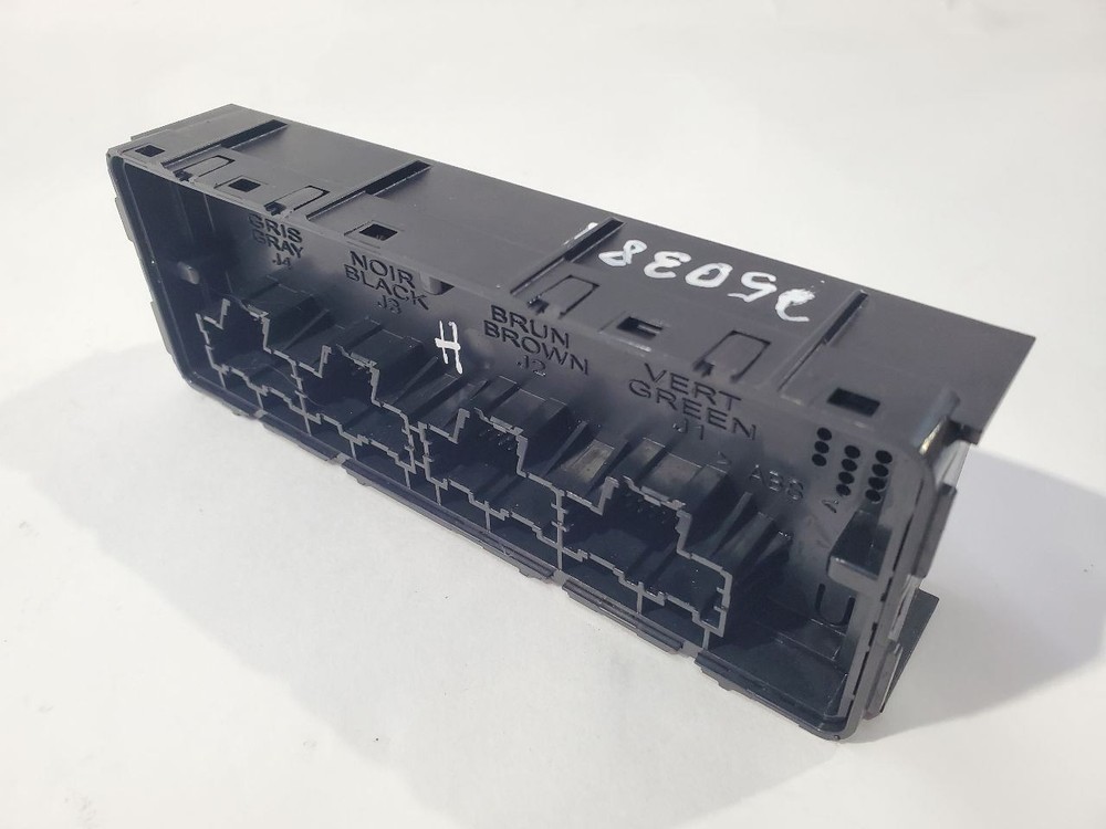 2017 Buick Cascada OEM HVAC Control Module 13591703