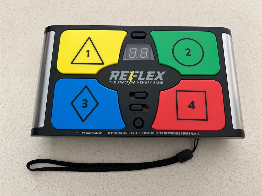 Paladone Reflex Shocking Memory Game – Electronic Memory Game with a Shock