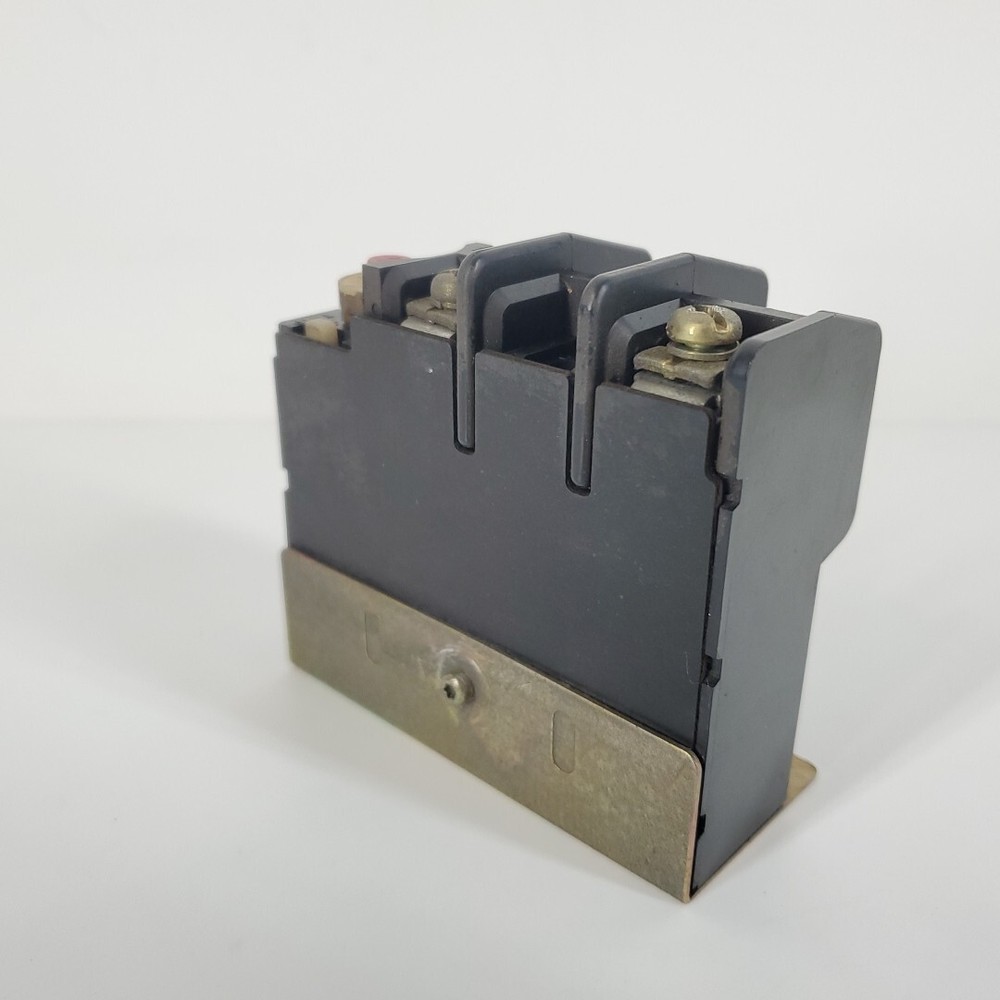 HITACHI NS229351 Contactor.