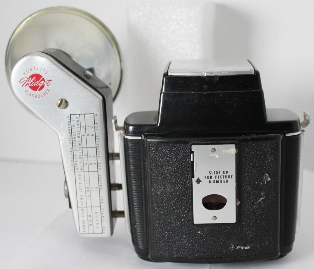 Vintage Kodak Brownie Reflex 20 with External Attached Flash - Untested