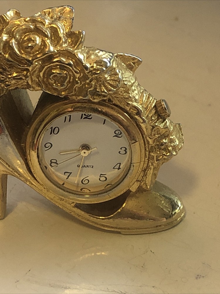 Women’s High Heel Desk Clock