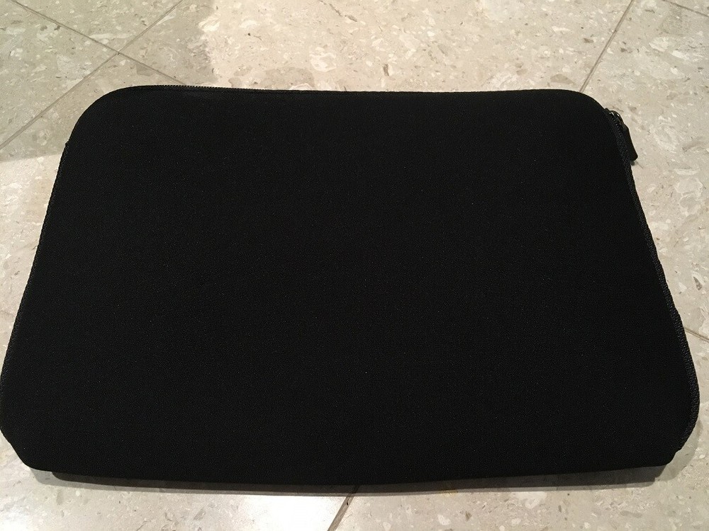 Amazon Basics 13.3 Inch Laptop Tablet Sleeve Case