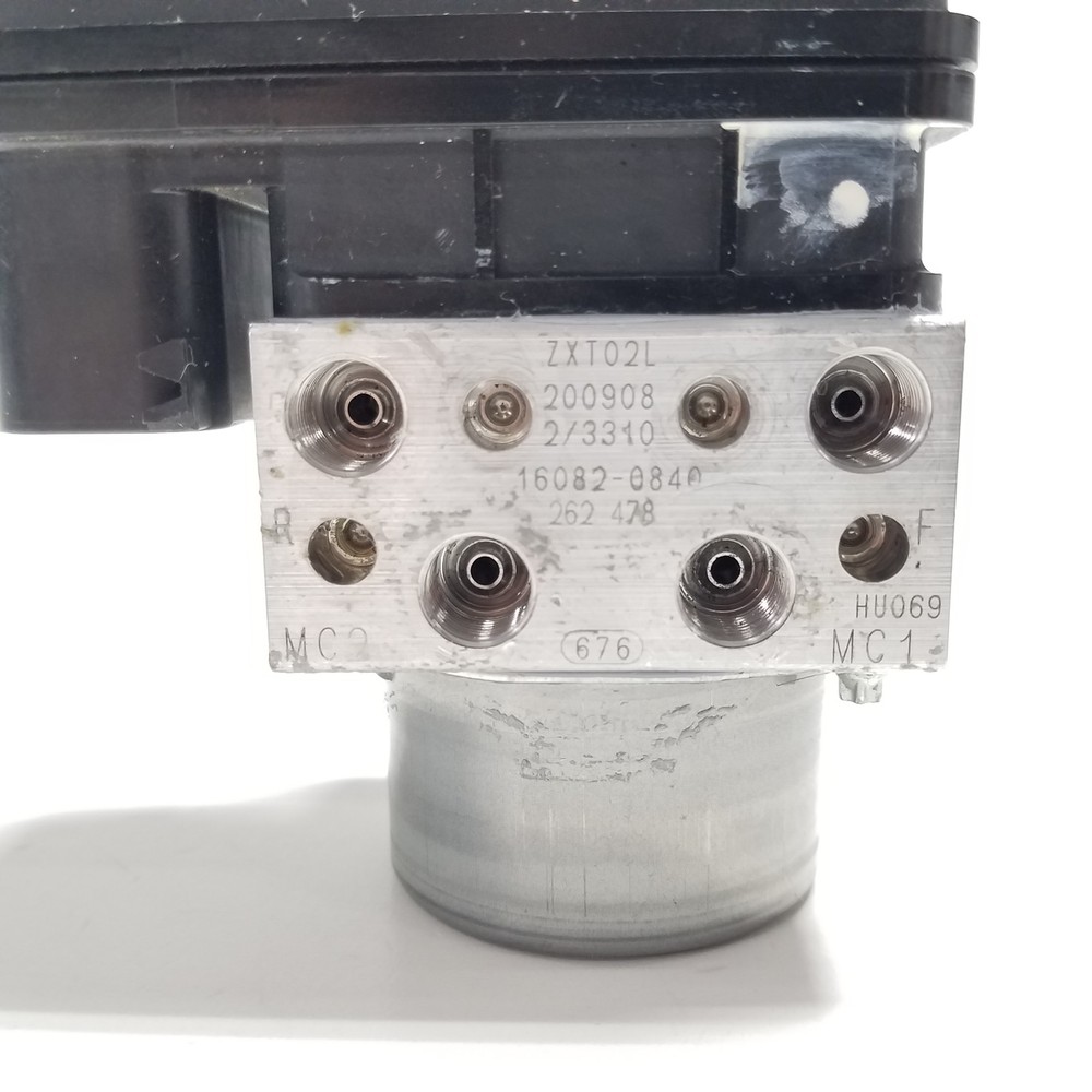 2021 21-24 KAWASAKI NINJA ZX10R OEM ABS BRAKE PUMP UNIT MODULE SENSOR CONTROLLER