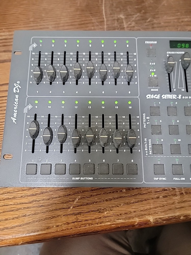 American DJ Stage Setter 8- 8 Channel Dimmer Console