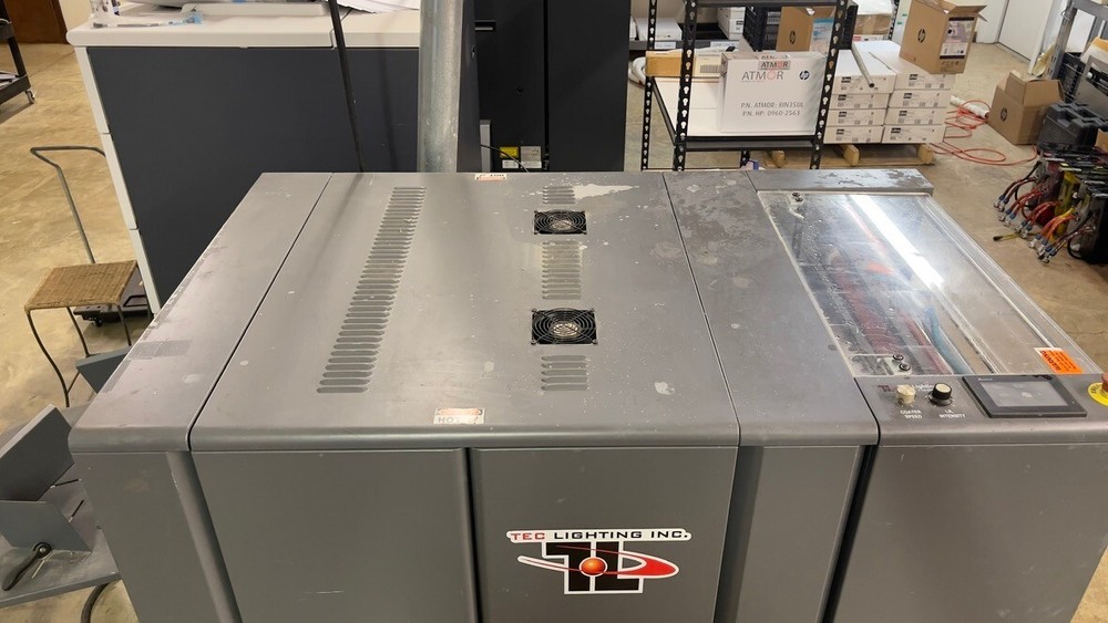 Tec Lighting TruCoat 21" Hand-Fed UV Coater
