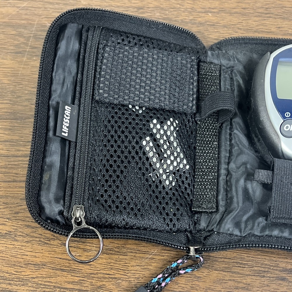 One Touch Ultra 2 Blood Glucose Meter, With Carrying Case