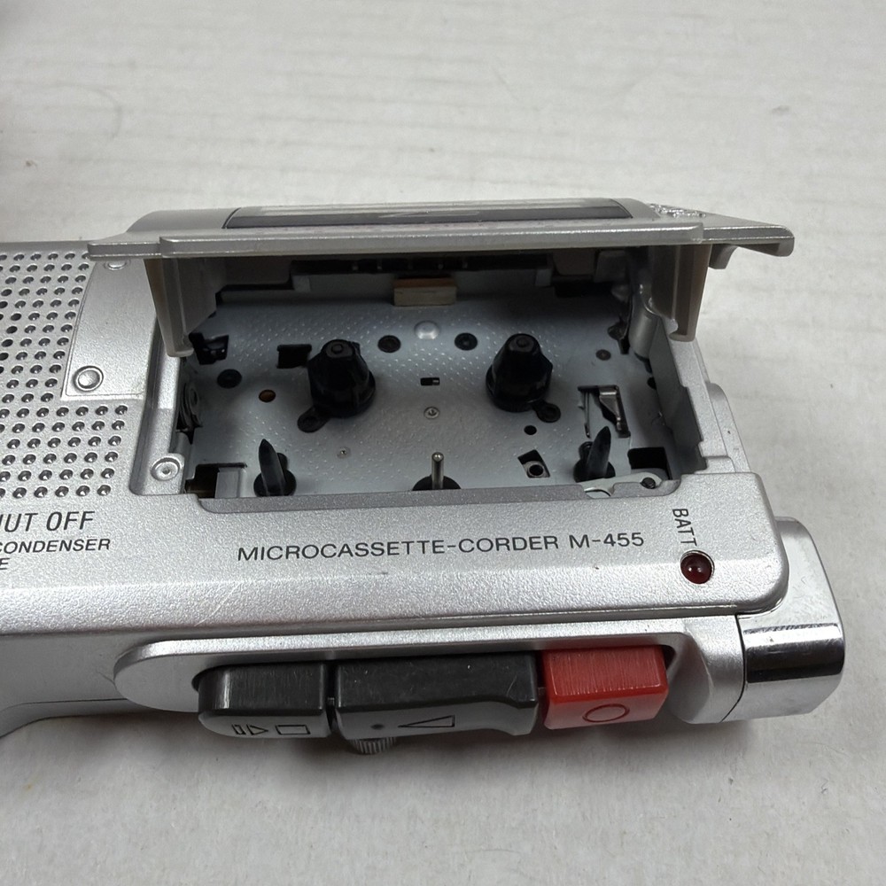 Sony M-455 Microcassette Recorder Handheld Audio Recorder Read Description